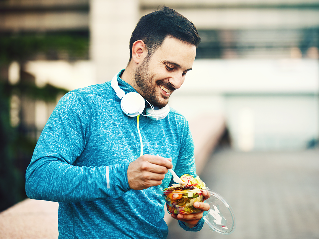 Man eating a healthy meal