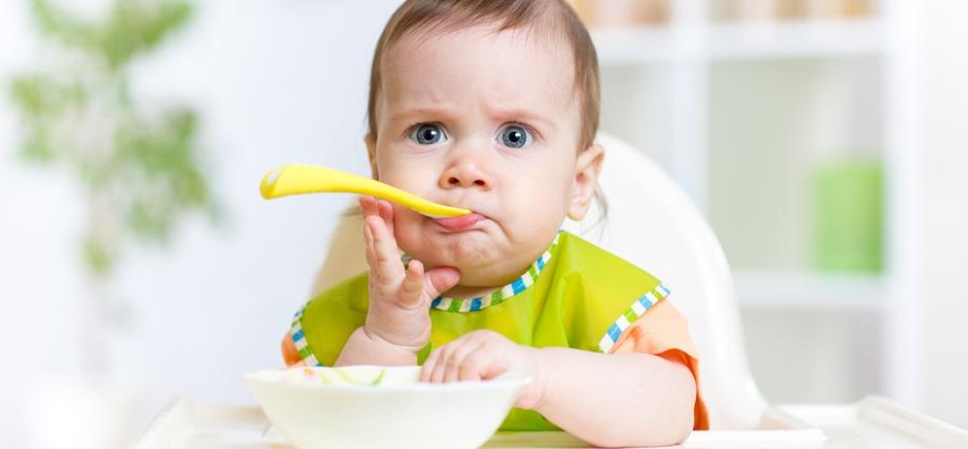 When Should I Introduce Solid Foods to Baby?
